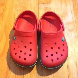 Kids Crocs size J2